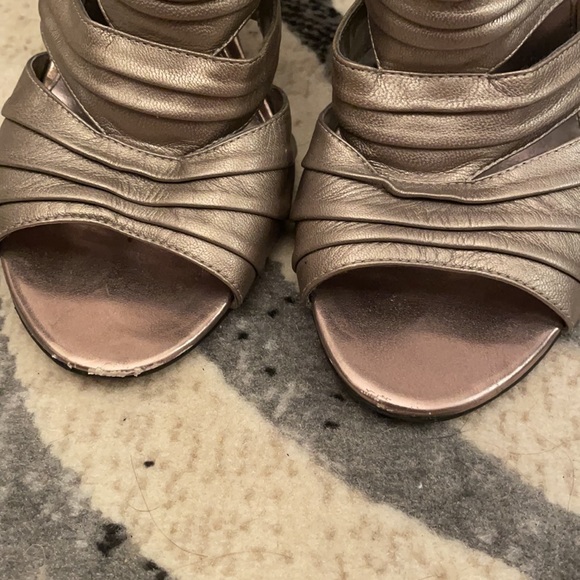 SEXY MARC FISHER HEELS *PICK 2 FOR $40* - Picture 5 of 7